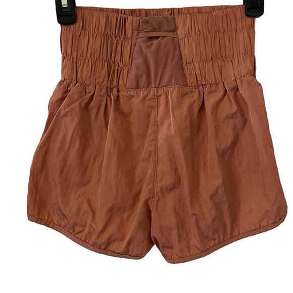 Free People Movement Women’s High Waisted Brushed Apricot Shorts - Picture 2 of 4